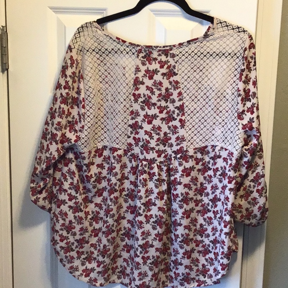 Juniors Chiffon Top - Picture 2 of 2
